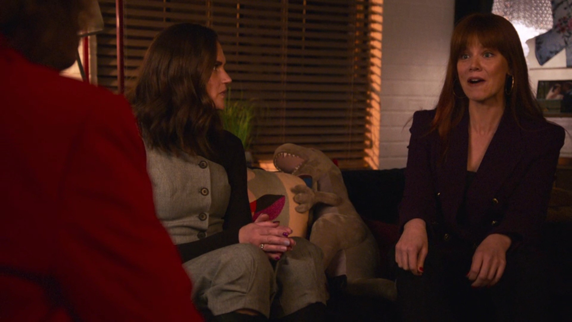 Shanti is woedend op Rik en Elisa